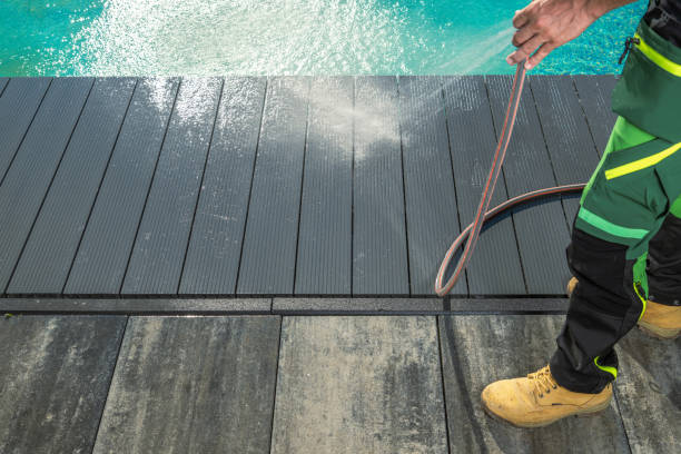 Why Choose Our Certified Pressure Washing Experts for Your Project Needs in Laurel, FL?